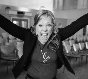Erin-Hatzikostas-Speaking-Excitement-Cropped