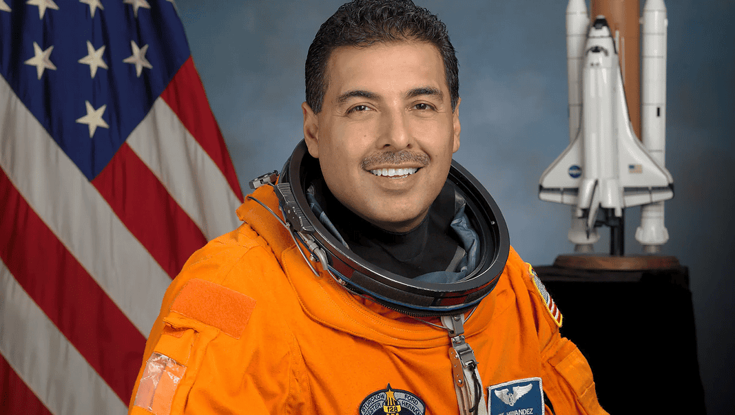 Jose Hernandez NASA Latino Astronaut Inspirational Speaker   Jose Hernandez 4 1068x603 