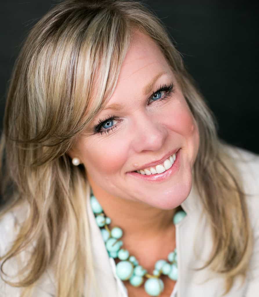 Erin Hatzikostas Authentic Leadership Houston - Erin Hatzikostas Authentic Leadership Las Vegas - Erin Hatzikostas Leadership Speaker Orlando - Erin Hatzikostas Boston Leadership Speaker