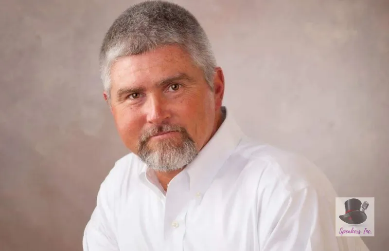 Lee Shelby - Image 01 (April 23, 2026)