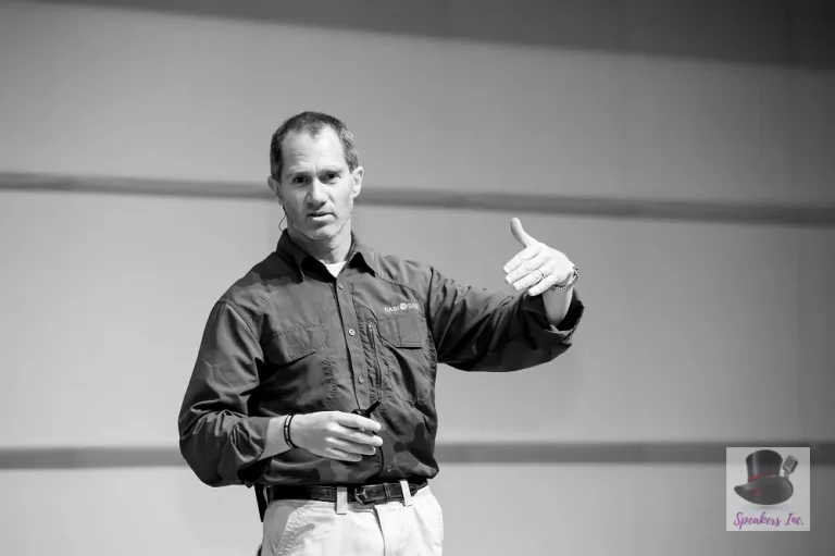 Lorne Sulcas - Image 18 (April 24, 2026)