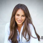 Molly Bloom - Image 08 (April 23, 2026)