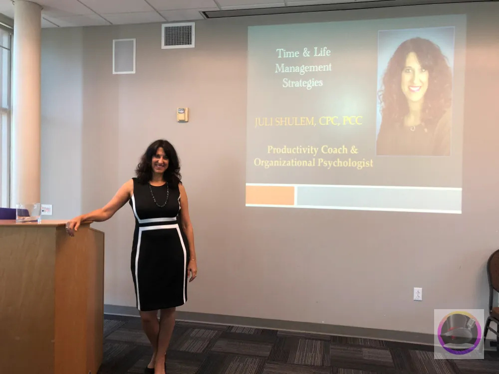 Juli Shulem - Image 09 (August 10, 2026)