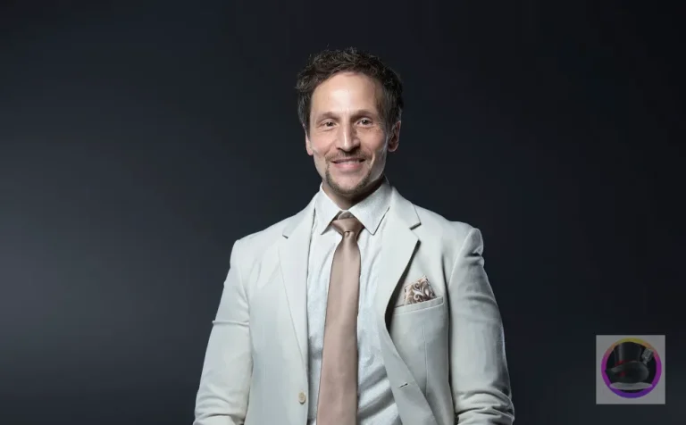 Jonny Loquasto - Image 01 (September 15, 2026)