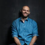 James Clear - Image 01 (October 21, 2026)